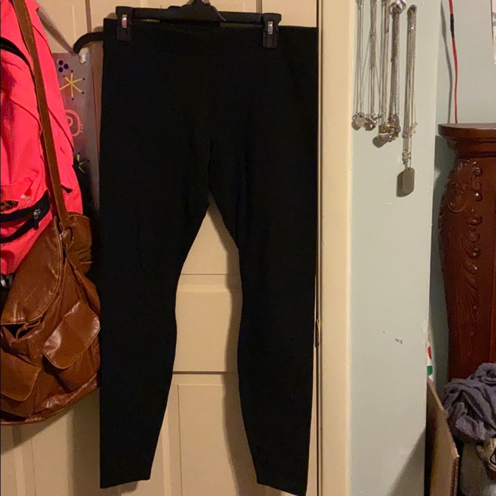 Black leggings
